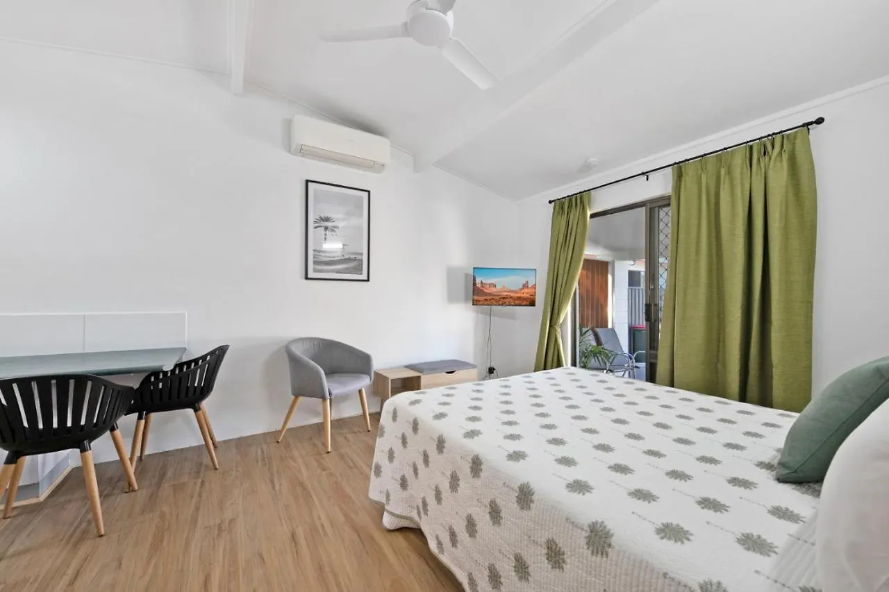 Kinka Palms Motel Yeppoon Apartmanhotel